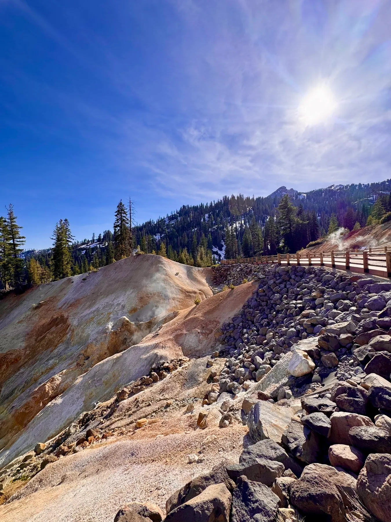 Lassen Volcanic — photograph 1